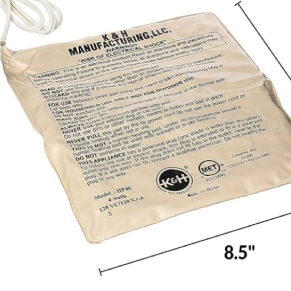 NWT: Heating pad for Small Dogs. - Picture 2 of 6